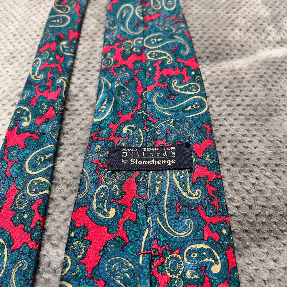 Dillards by Stonehenge Mens Silk Tie Red Teal Gold Paisley Hand Sewn Necktie - Picture 5 of 6